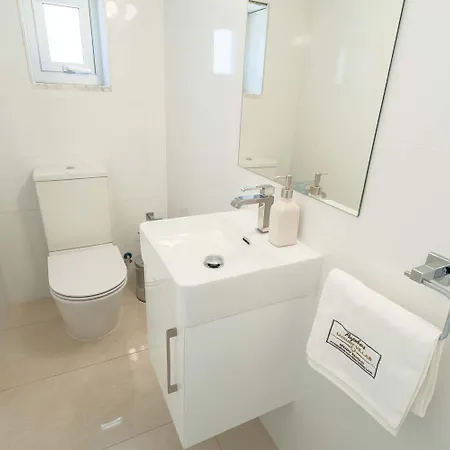 Coral Elite Mit Pool Und Whirlpool بييا